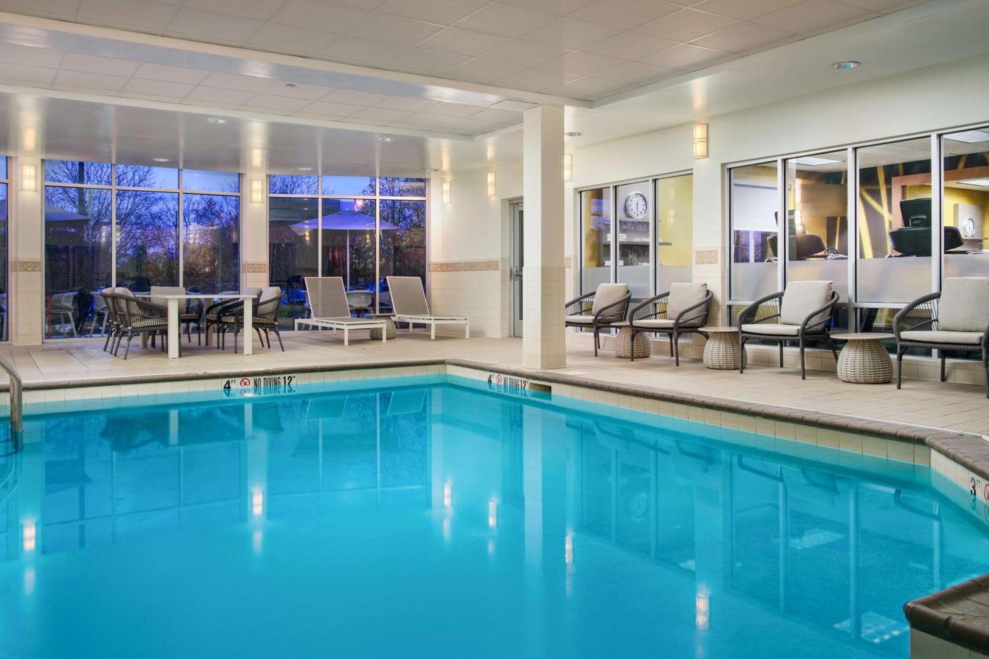 Hilton Garden Inn Шаумбург Екстер'єр фото